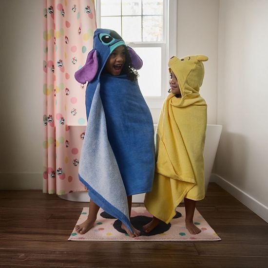 Disney's Winnie The Pooh Hooded Bath Wrap By The Big One Kids™